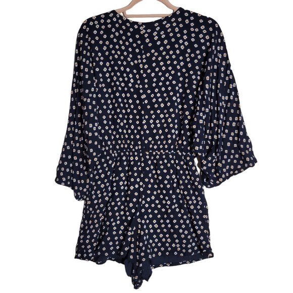 Amuse Society COASTAL ESCAPE Black Gauze Wrap Lined Romper Shorts Women Size S - Picture 3 of 8